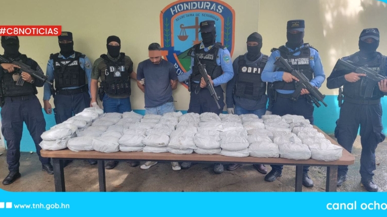 Detienen A Un Ciudadano Que Transportaba Droga En Una Caleta En La Ceiba