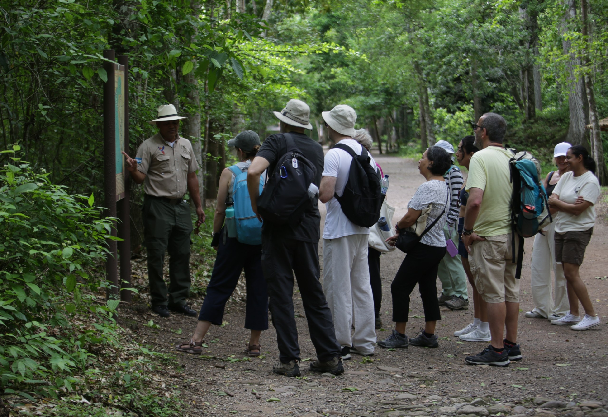 Capacitacion Copan Ruinas.jpg