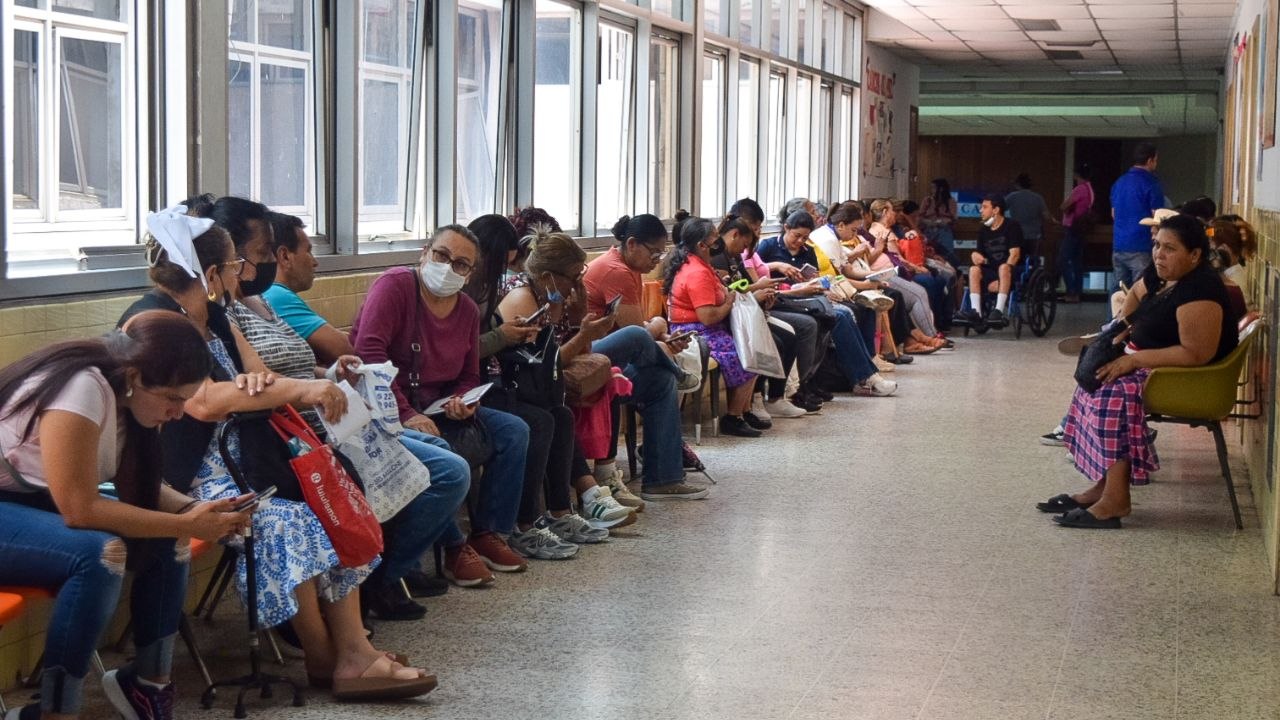 El objetivo principal es realizar una detección temprana y oportuna de la enfermedad.