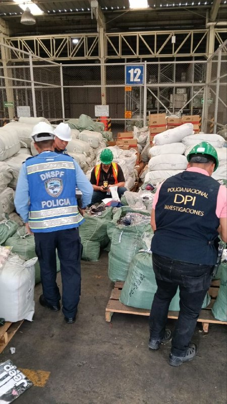 Junio-11.Operaciones-contra-el-contrabando-y-la-pirateria.-03.jpg