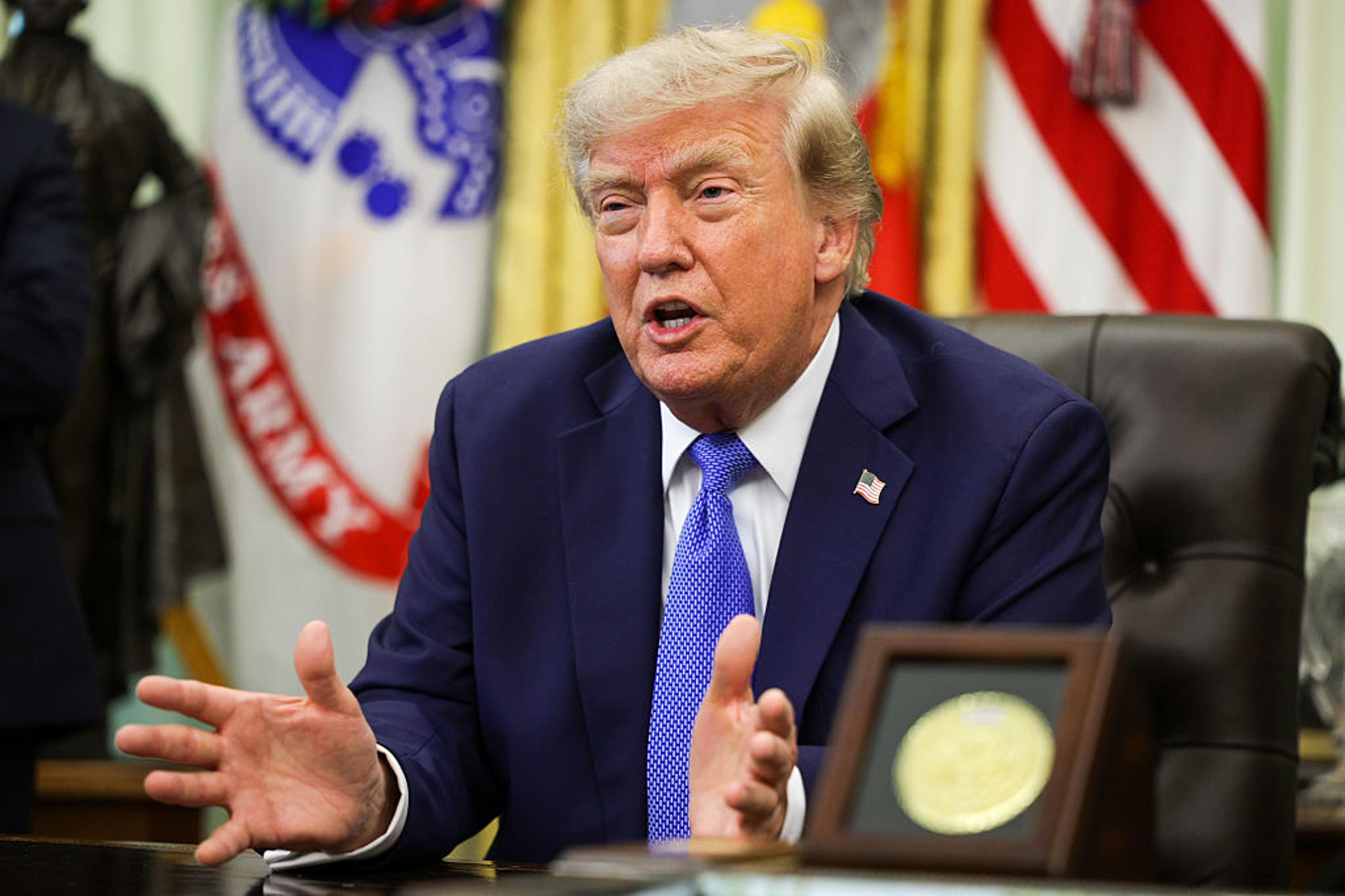 Trump a través de su cuenta de Truth Social el control total del estrecho de Ormuz.
