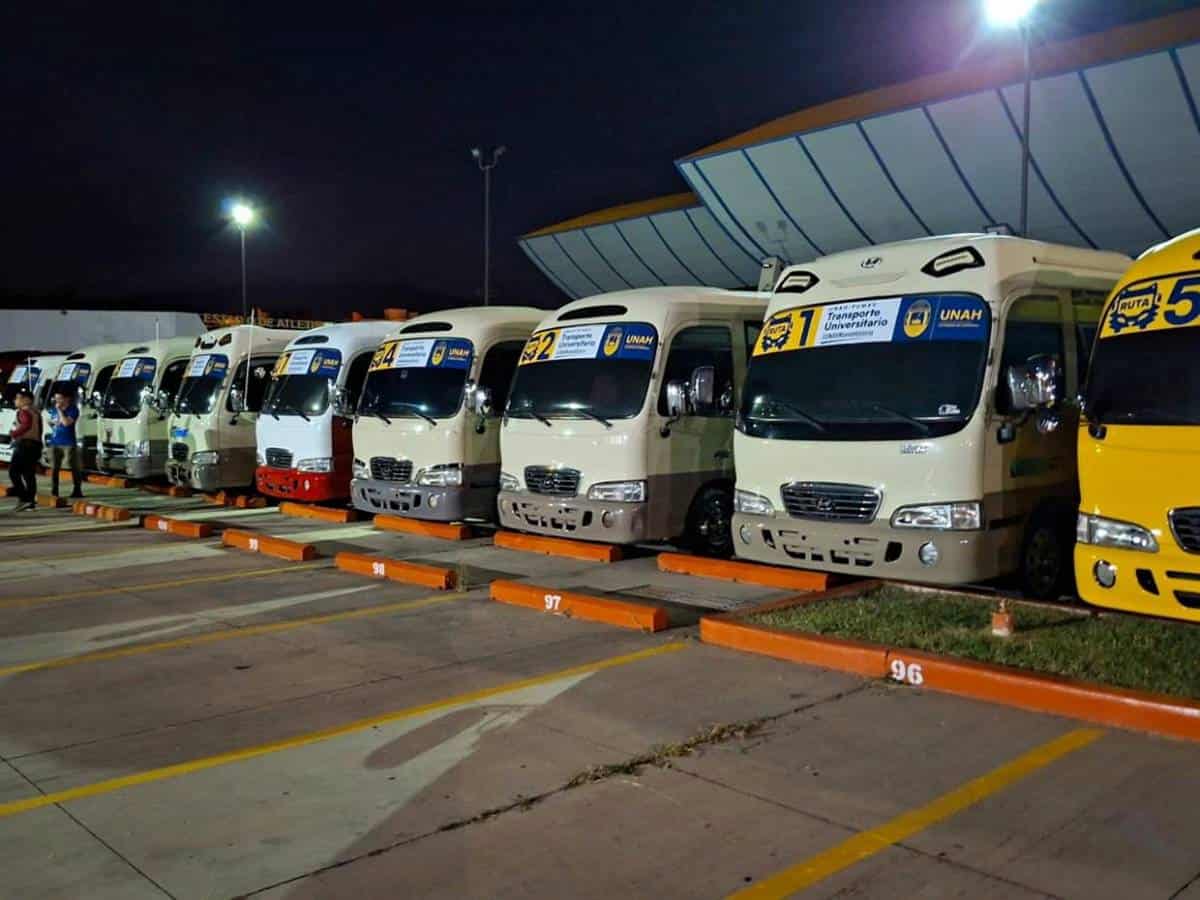 Buses de la UNAH