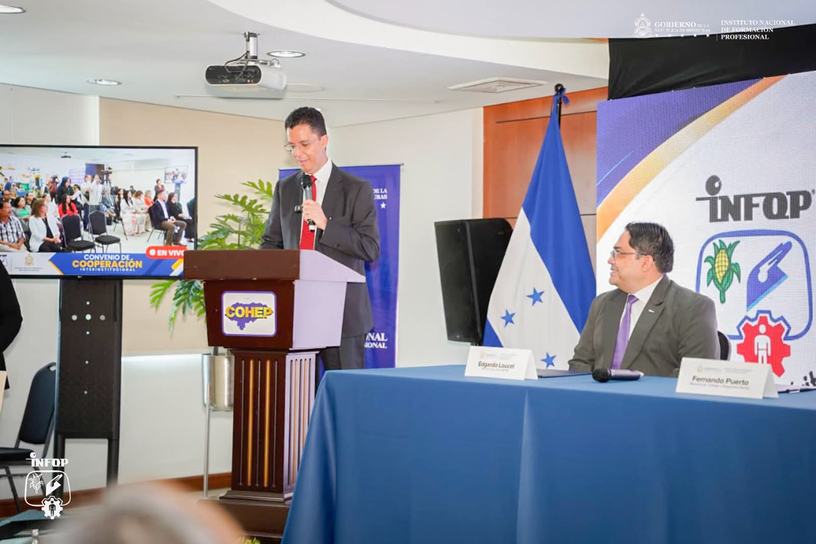 Secretario de Trabajo Fernando Puerto