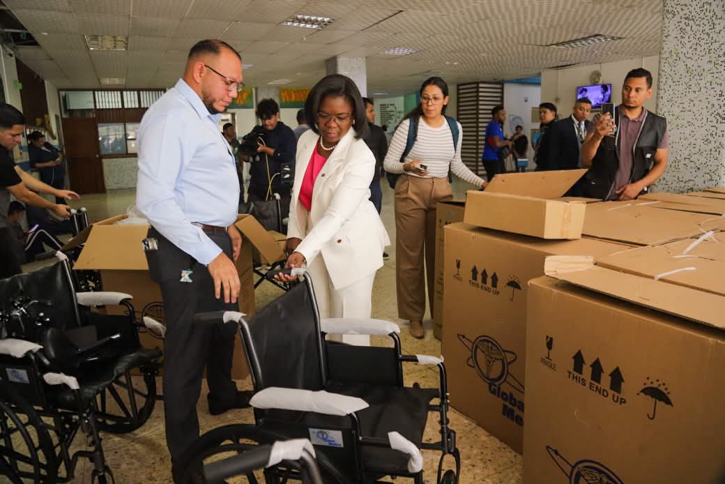 Donación de sillas de ruedas