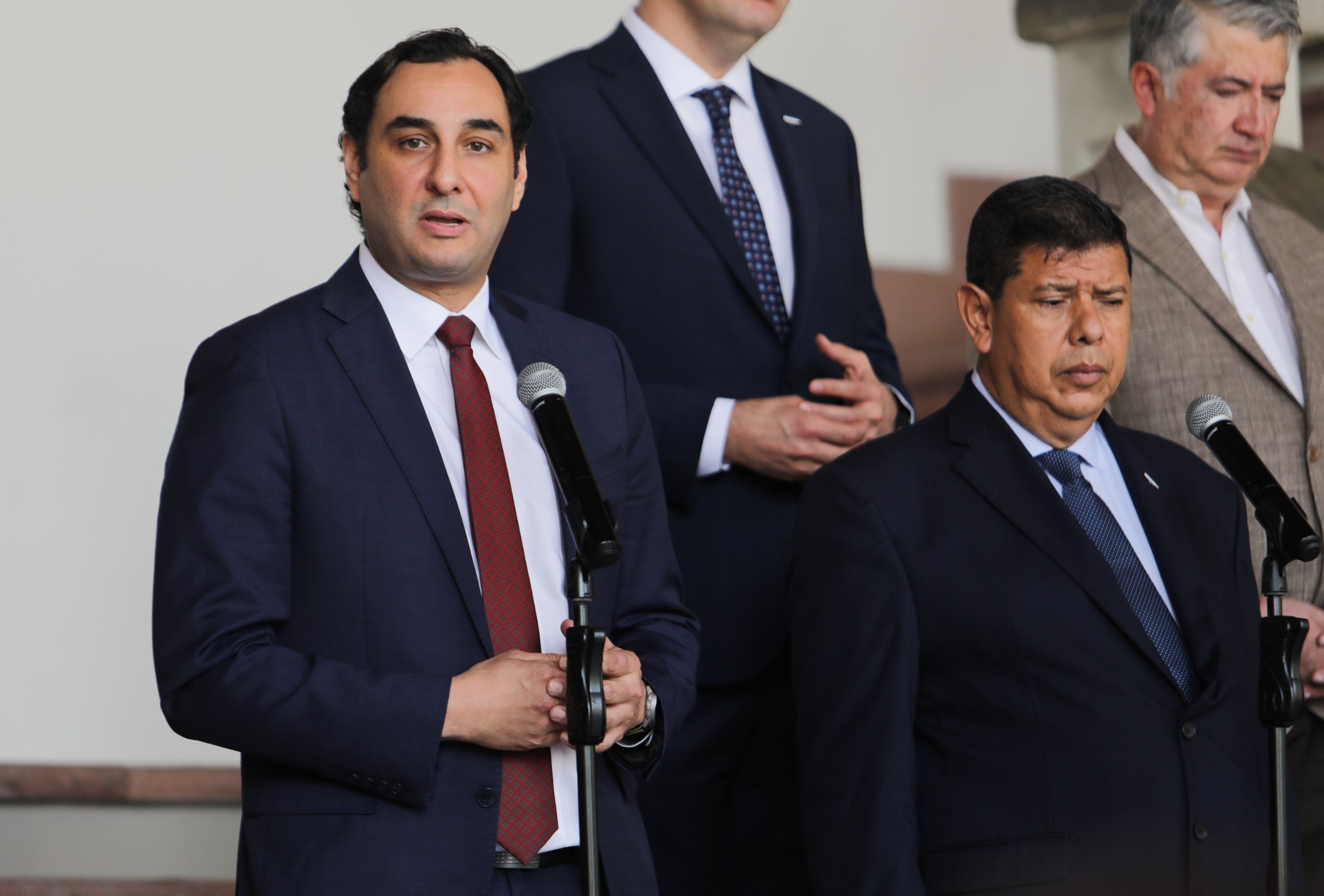 Peña Panting hizo mención sobre el proceso comercial de la implementación de paneles solares.