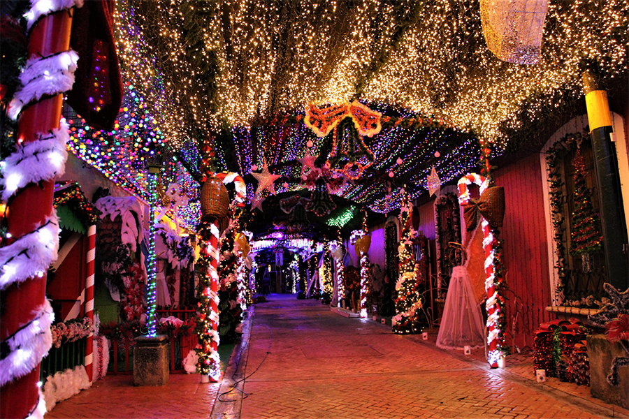 Otro de los lugares más visitados es el Paseo Navideño de Comayagua.