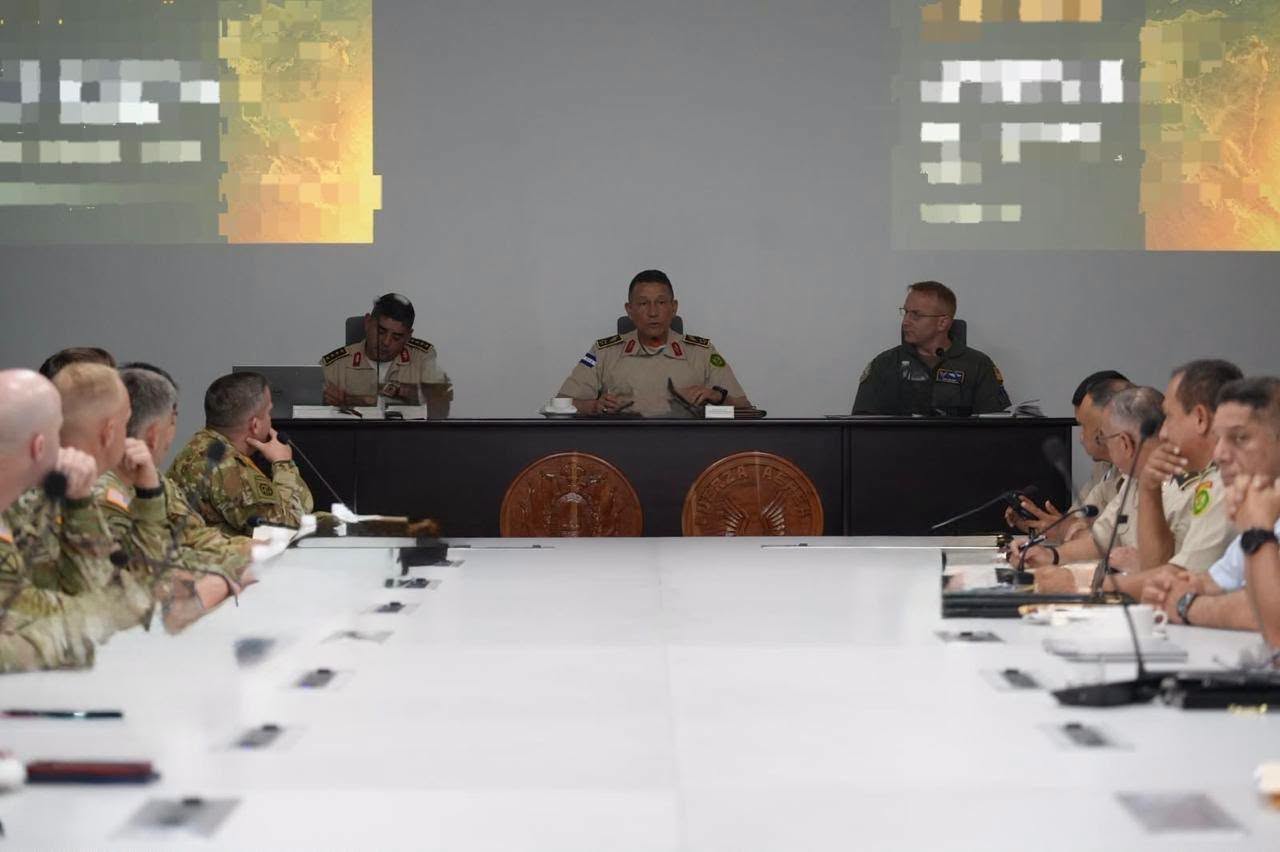 Honduras y Estados Unidos coordinan acciones militares contra el crimen organizado transnacional · Foto: Cortesía