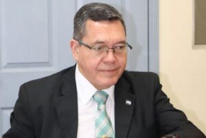 Ex jefe de las FFAA