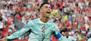 CR7
