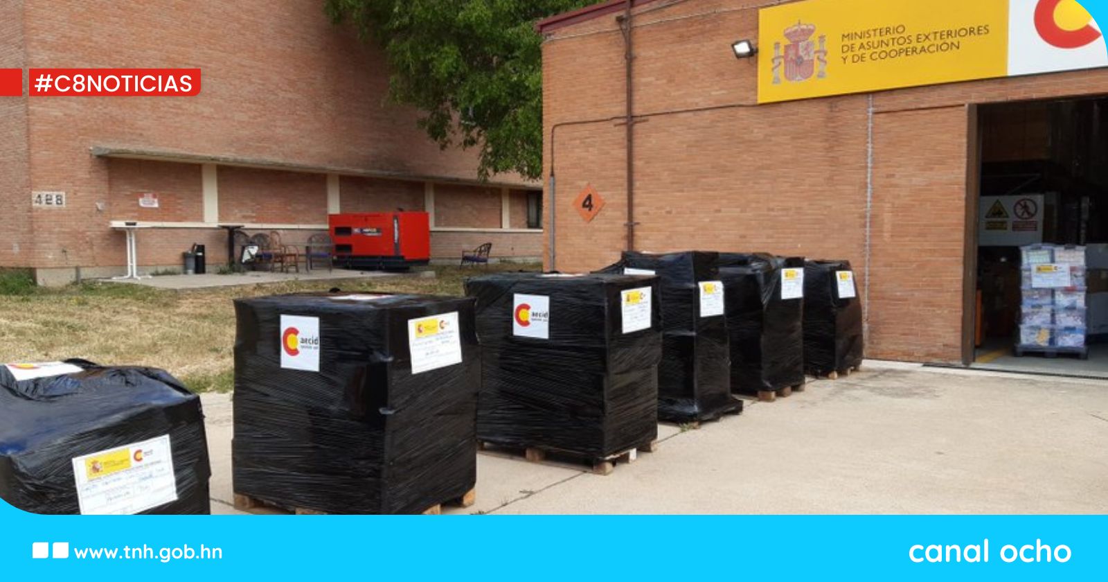 Roatán recibe material sanitario de España tras incendio de hospital público