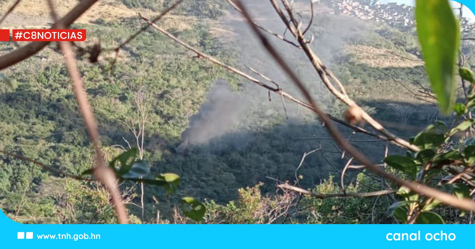 Helicóptero cae en la colonia Cerro Grande de Tegucigalpa