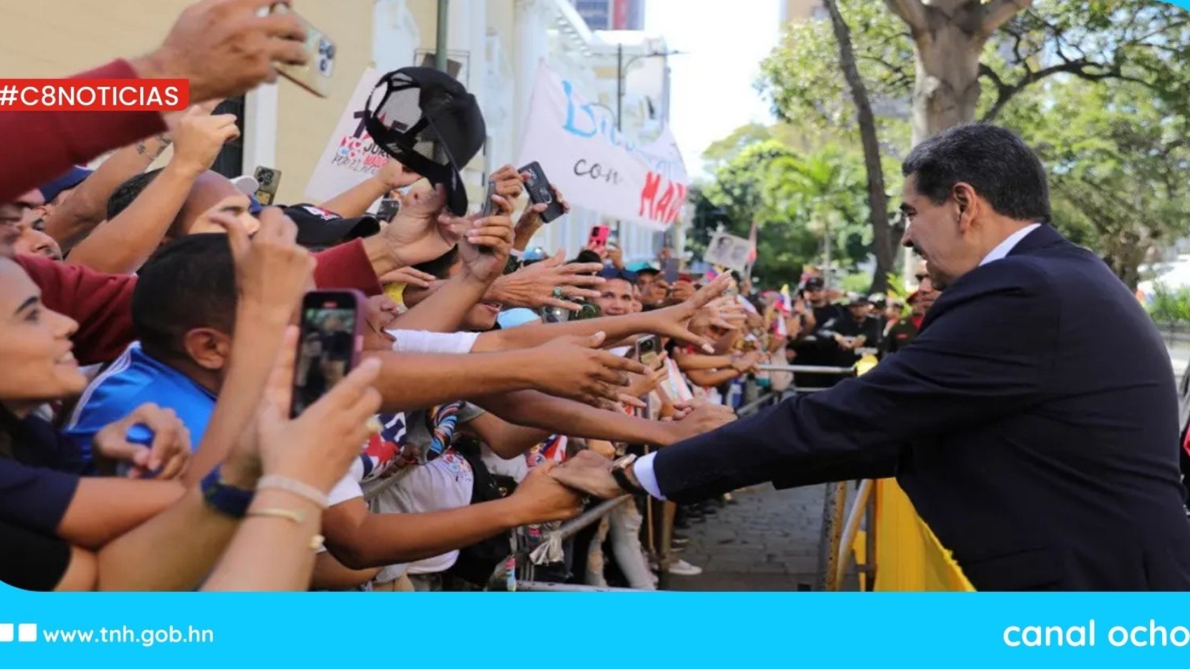 Maduro anuncia convocatoria a gran diálogo nacional para reformar Constitución