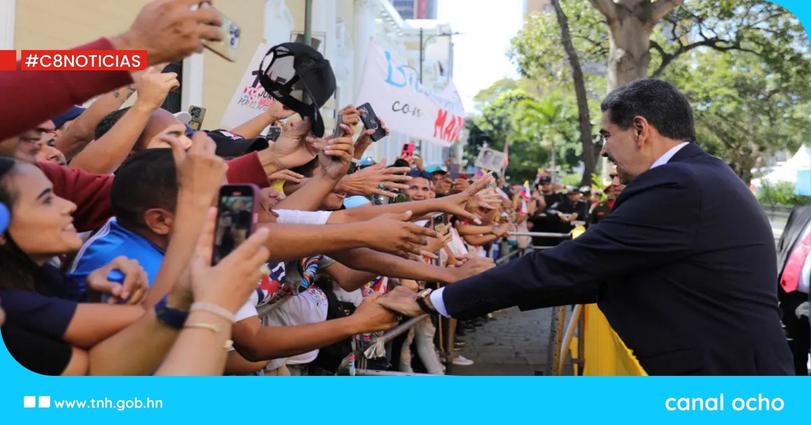 Maduro anuncia convocatoria a gran diálogo nacional para reformar Constitución