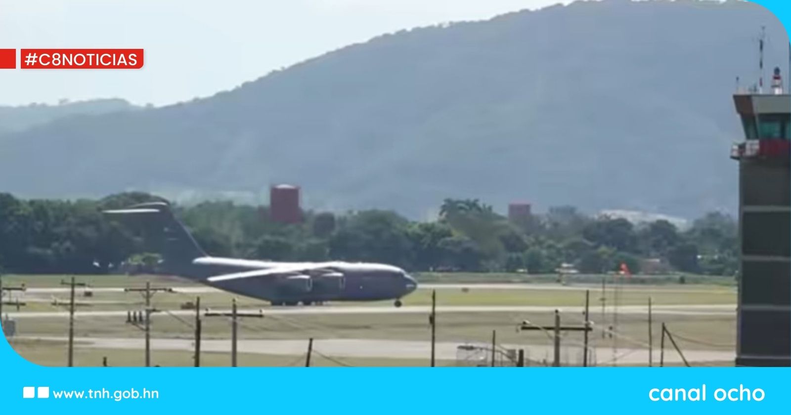 Avión militar de EE. UU. con unos 72 migrantes hondureños arriba a SPS