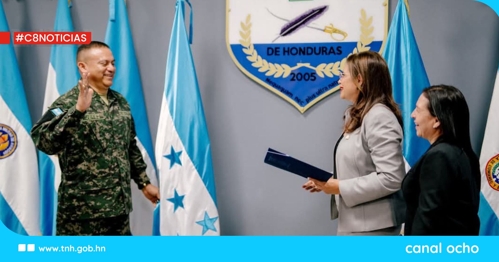 Rixi Moncada juramenta al Coronel Josué Jerez como nuevo rector de la UDH