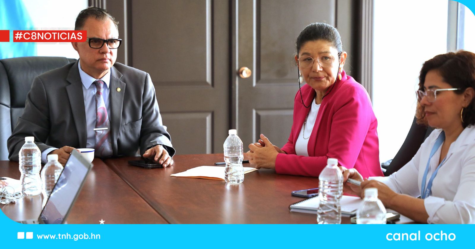 Cancillería y SENAF se reúnen para fortalecer la atención a niños y niñas retornados