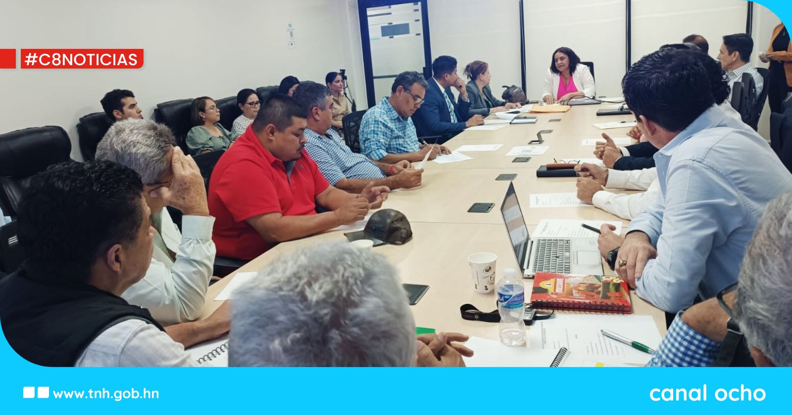 Avanza acuerdos para establecer convenio de compraventa de maíz blanco