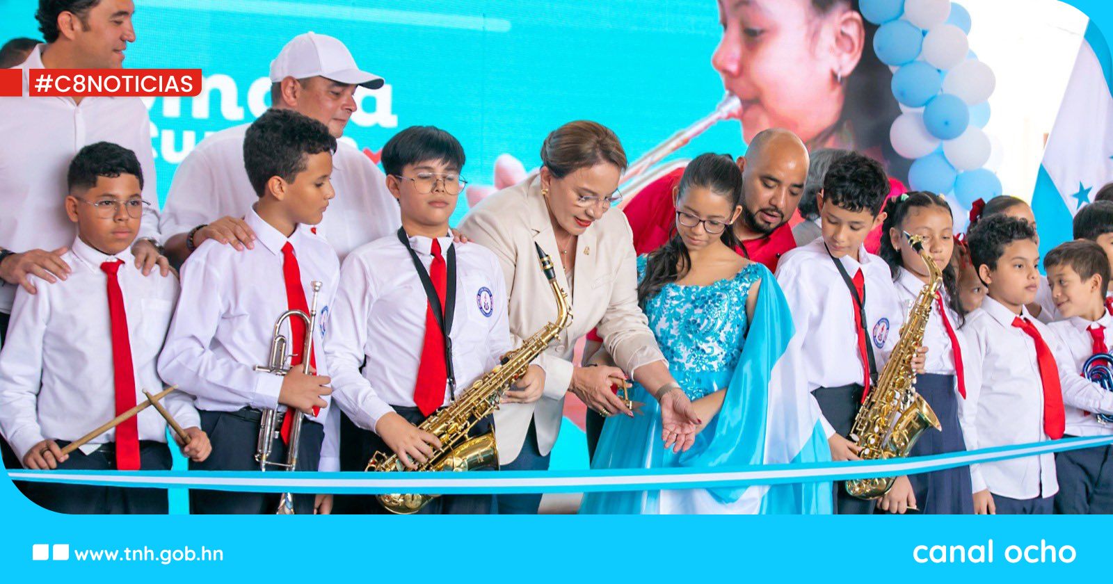 Mandataria Xiomara Castro inaugura Escuela Experimental de Música para Niños en Tegucigalpa