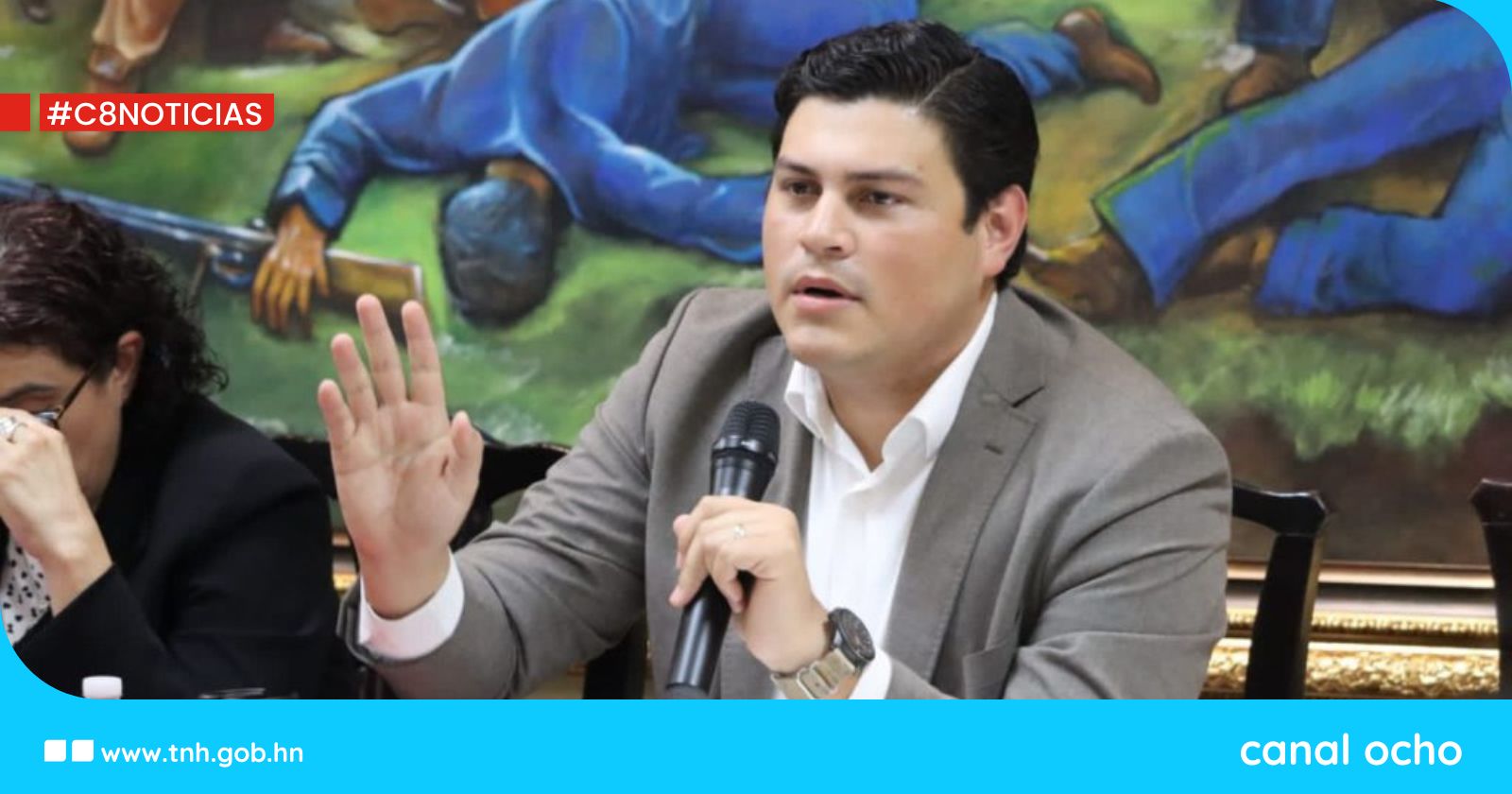 Ochoa propone que credenciales lleven nombre de miembros de mesa en elecciones generales