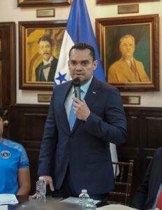 Presidente del Congreso Nacional, Tomás Zambrano.