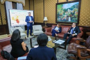 Autoridades del Gobierno y FAO