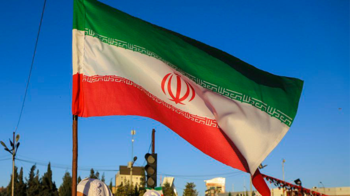 Irán insta a jóvenes a formar cadenas humanas ante amenaza de Trump