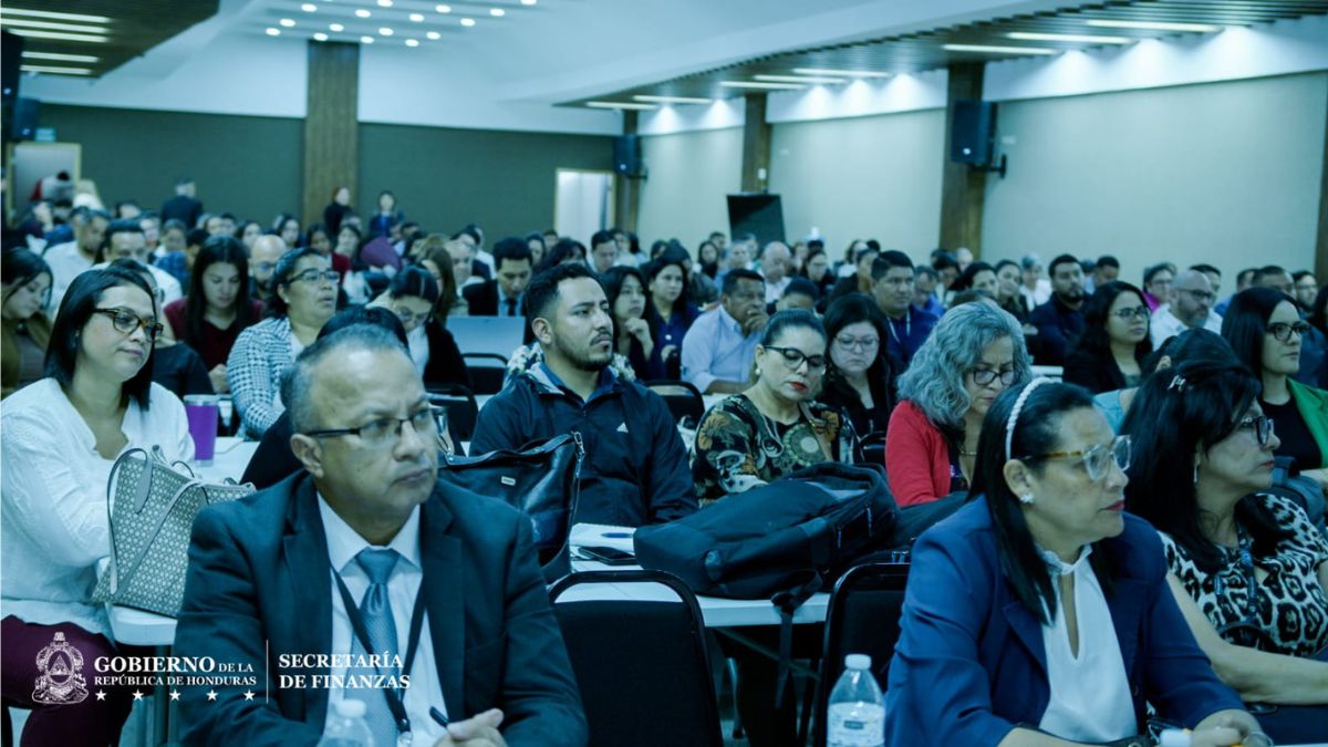 ONCAE y SEFIN impulsan la transparencia en compras públicas