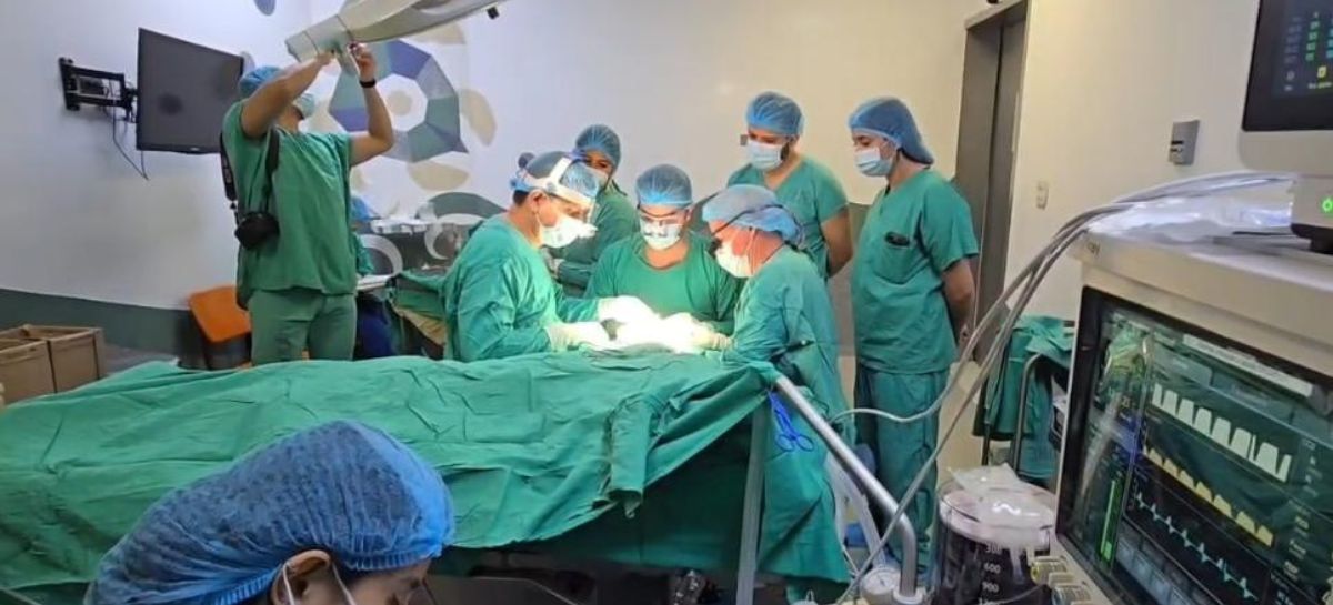 Brigada de cirugía de mano