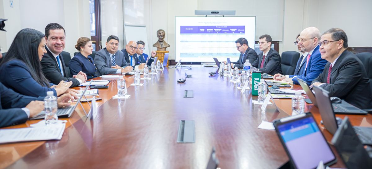 Misión del Fondo Monetario Internacional evalúa economía del país