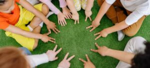 Coordinan esfuerzos para protección de la niñez