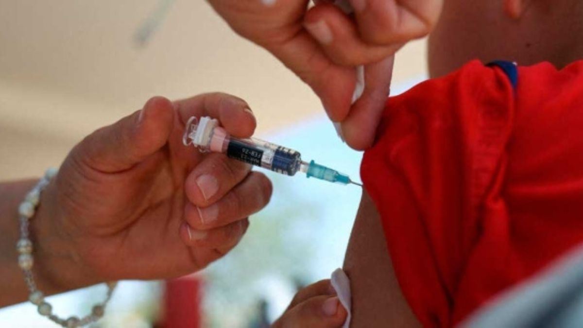 Salud llama a vacunarse contra el sarampión previo al Mundial de Fútbol 2026