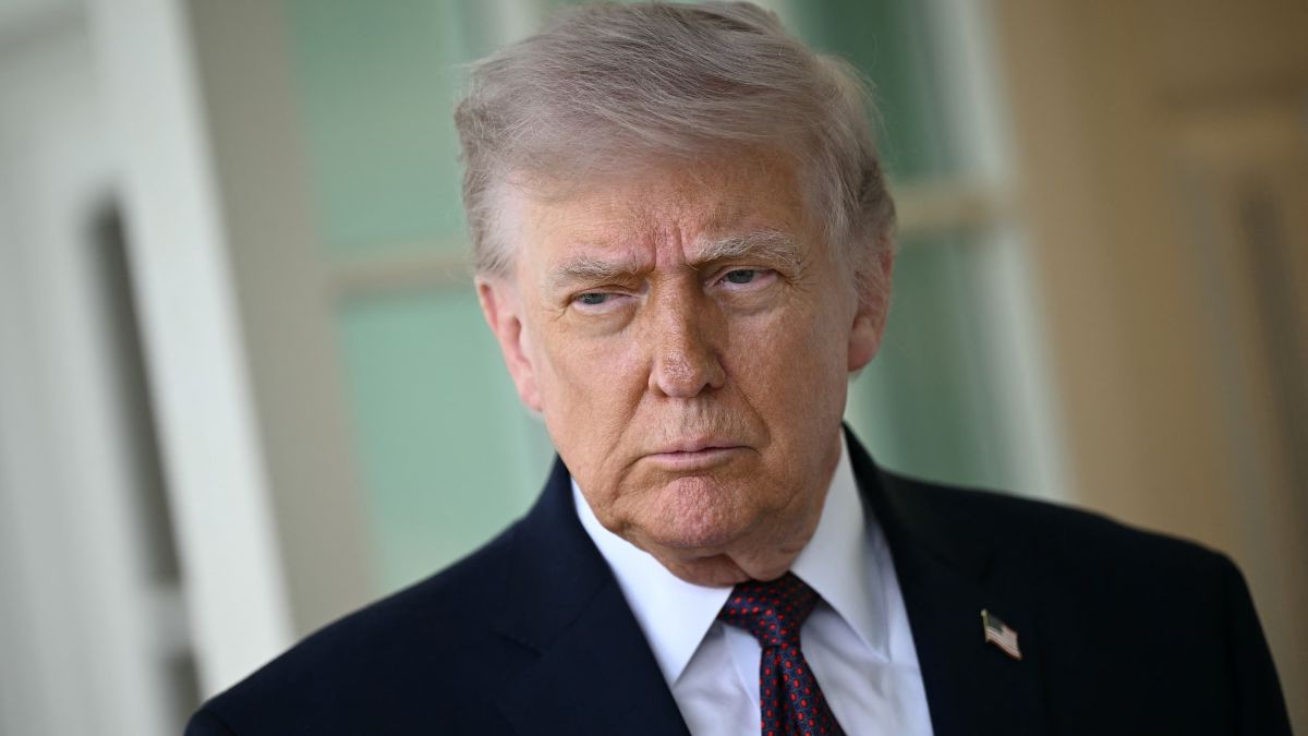 Donald Trump descarta disculparse con el papa León XIV y eleva la tensión