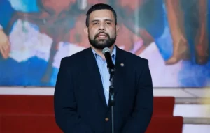 Sub Secretario de Salud: Eduardo Midence