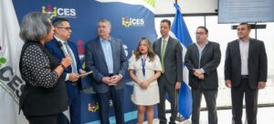 juramentan nuevas autoridades del CES