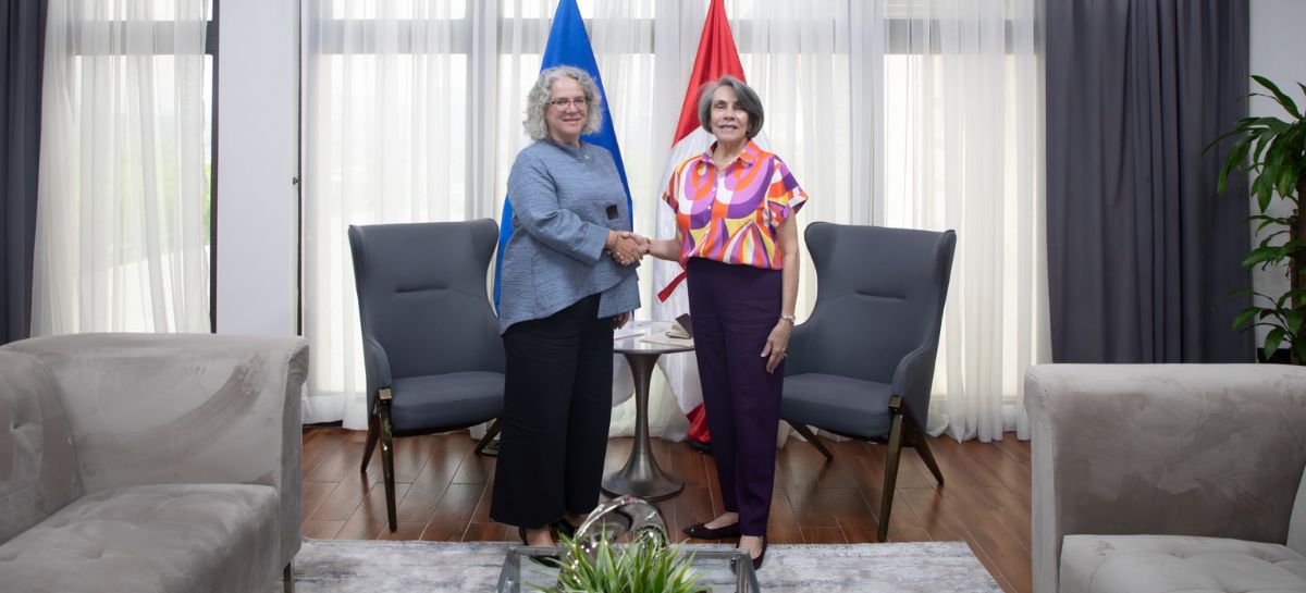 Canciller Agüero se reúne con embajadora de Canadá para fortalecer relaciones bilaterales
