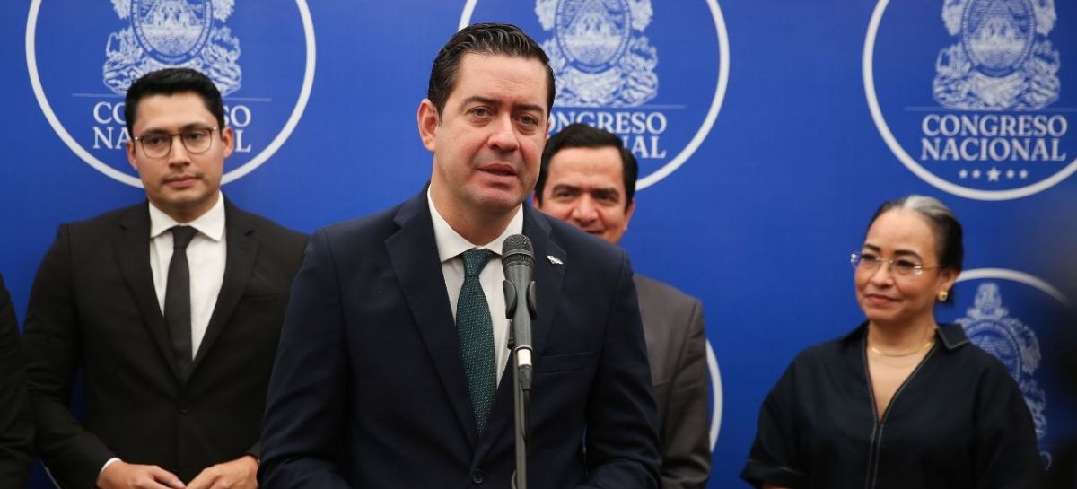 Titular de finanzas