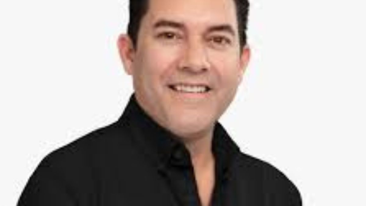 Alcalde Juan Diego Zelaya celebra avances en simplificación administrativa