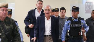 Nasry Asfura Aeropuerto Palmerola