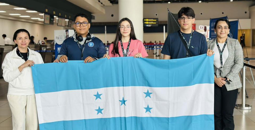Jóvenes científicos hondureños compiten en olimpiada de química en Rusia