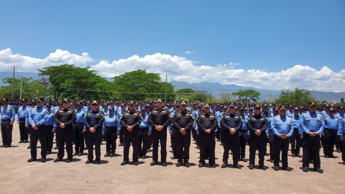 158 funcionarios policiales concluyen cursos estratégicos rumbo a su ascenso