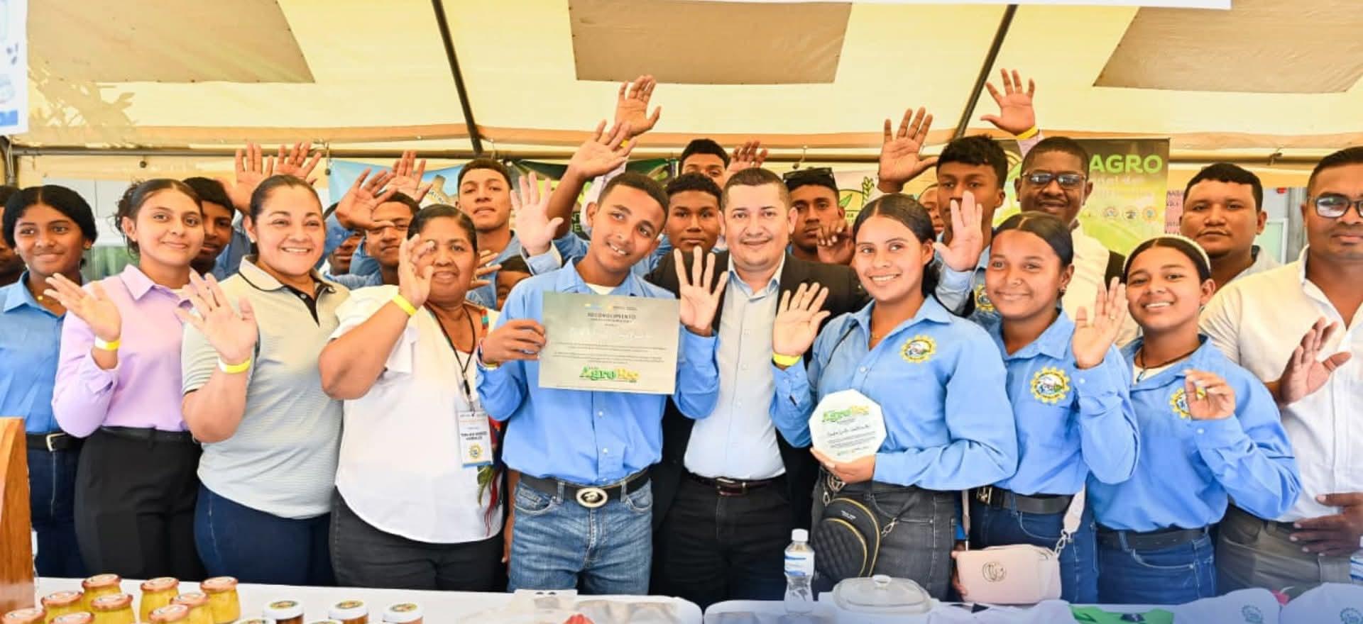 alumnos de distintos centros educativos