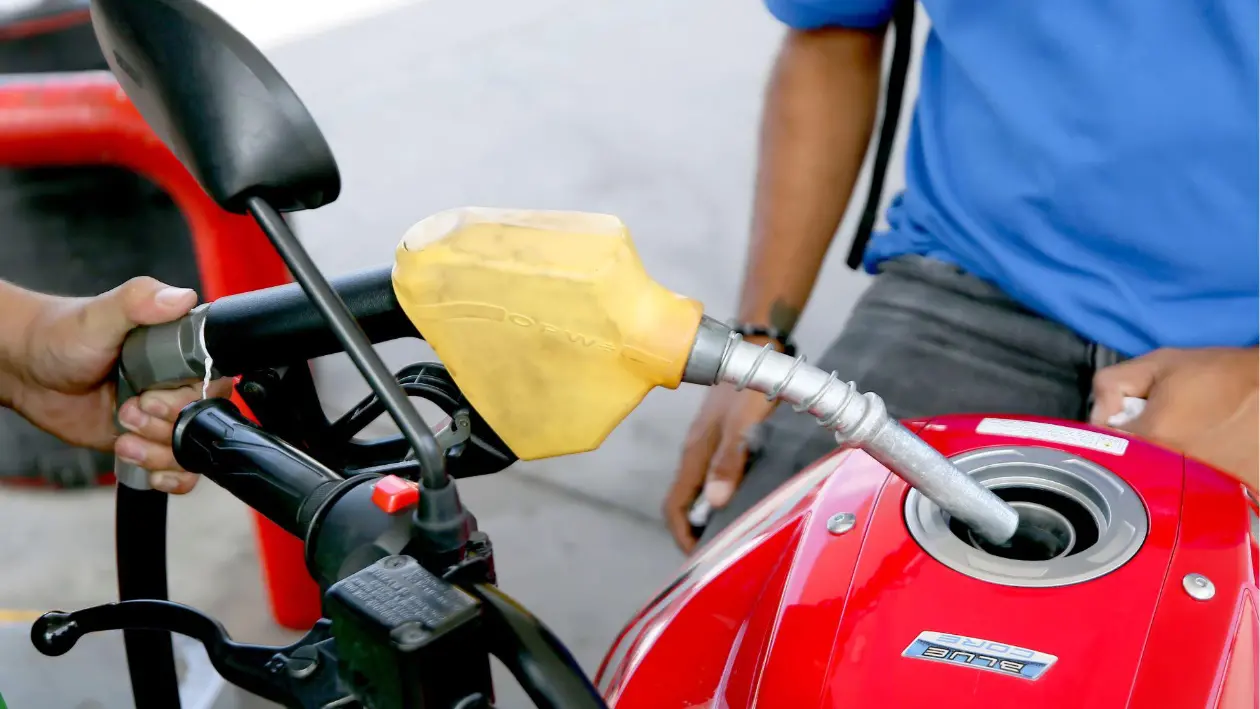 Gobierno inspecciona y advierte sanciones ante especulación en combustibles