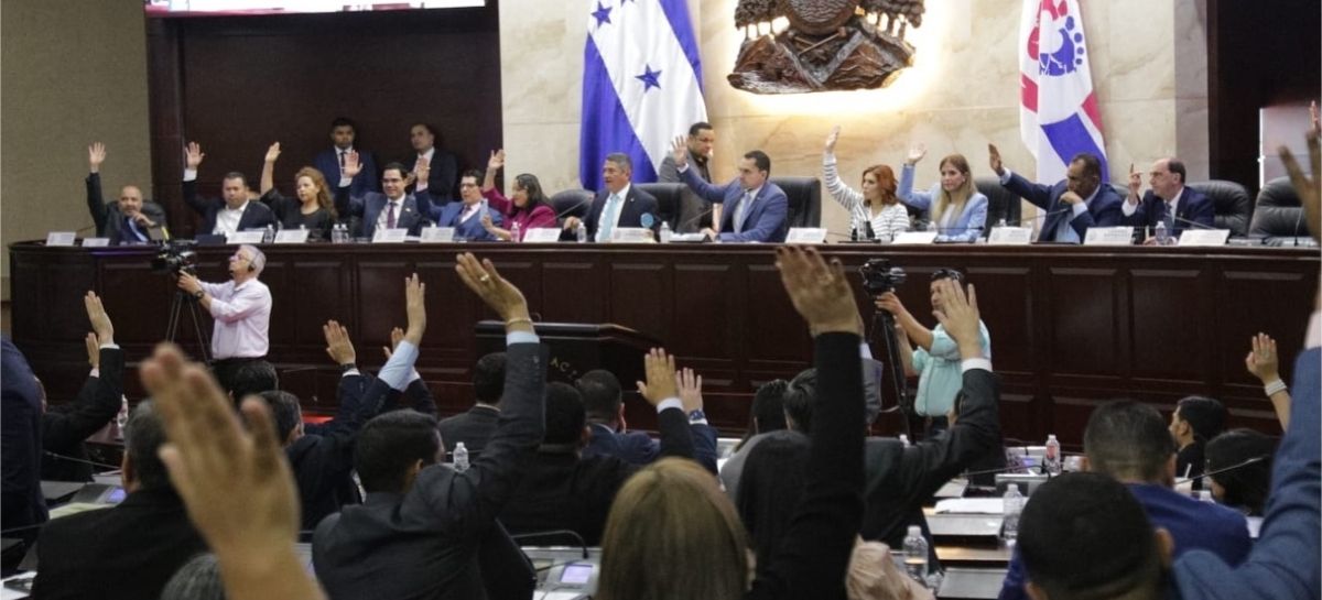 Congreso garantiza elecciones transparentes de las autoridades electores