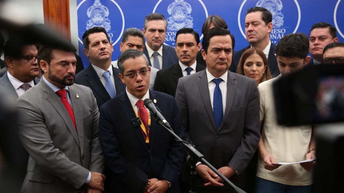 Congreso puesta a la educación superior y acuerda no reducir presupuesto a la UNAH